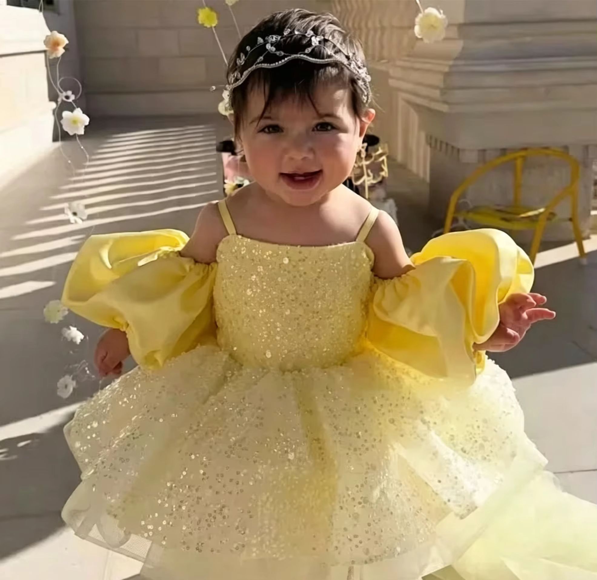 فساتين لطيفة للفتيات الصغيرات  - مراجعة Embroidery Yellow Flower وسعره