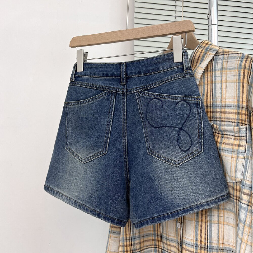 شورت جينز نسائي مطرز بتصميم عت - مراجعة Embroidery Jeans وسعره