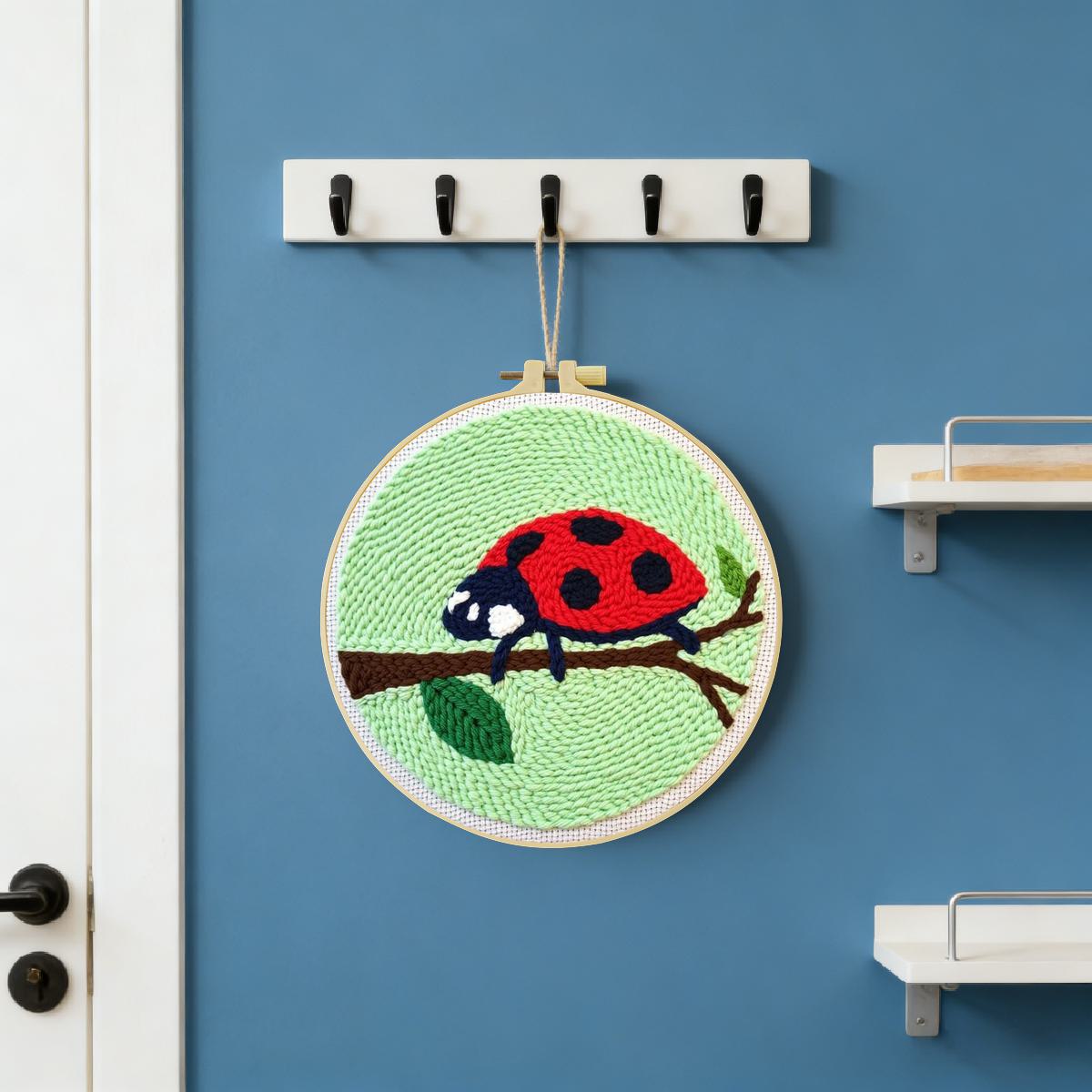 طقم تطريز بالإبرة المثقوبة على - مراجعة Embroidery Lady Bug وسعره