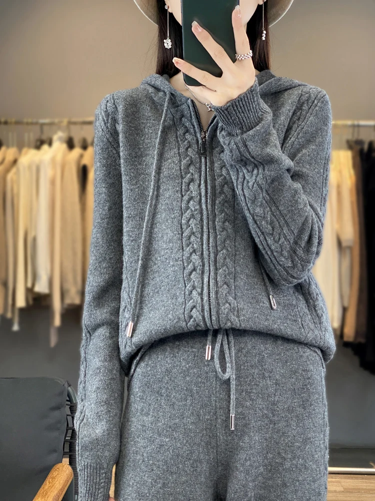 طقم نسائي من قطعتين من الكشمير - مراجعة Embroidery Zip Up Hoodie وسعره